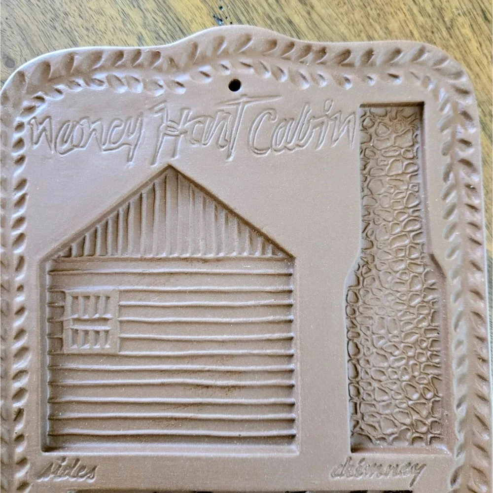 Hartstone Pottery this vintage